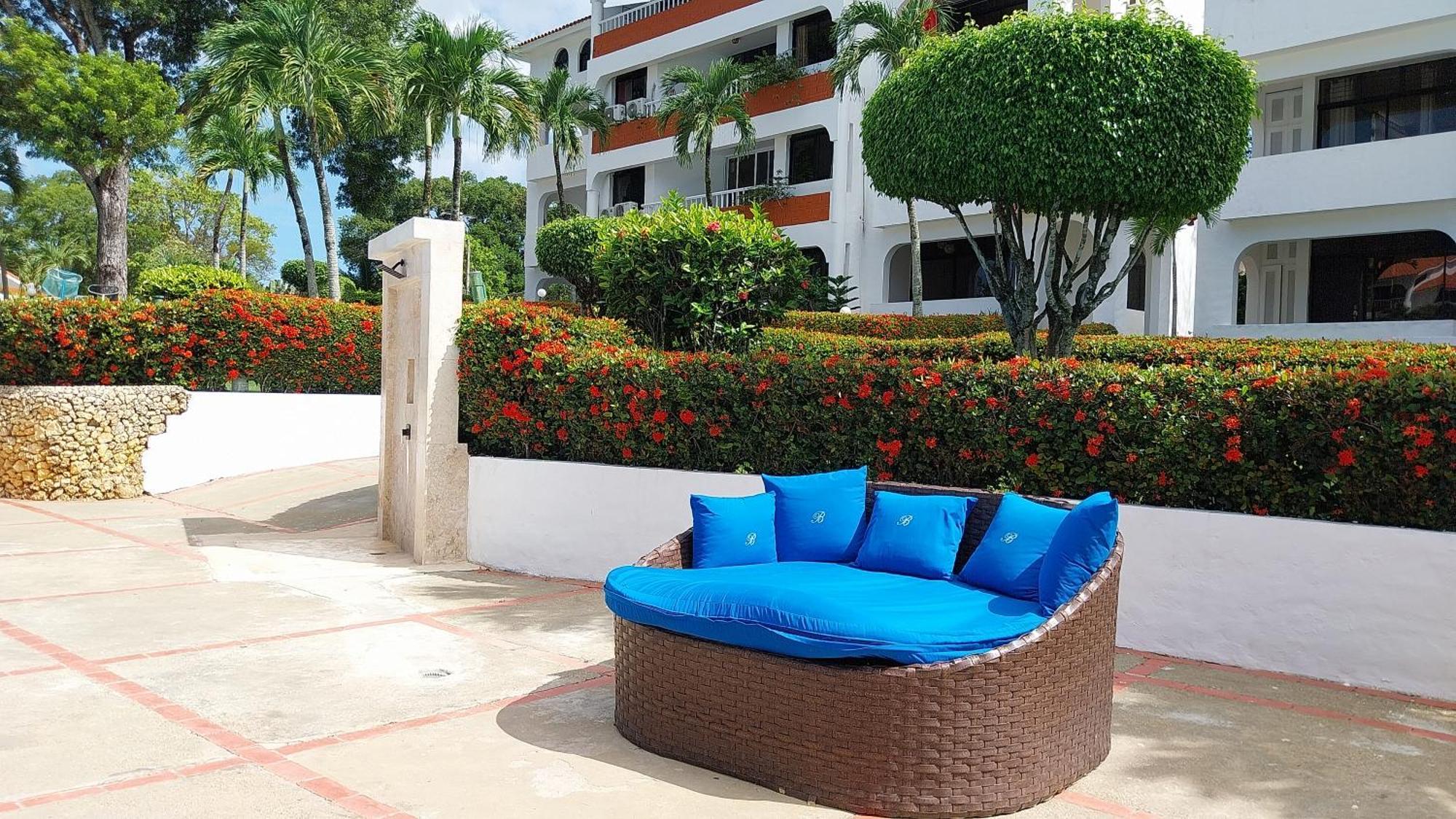 The Biggest Swimming Pool In Sosua, Frente A La Piscina Mas Grande En Sosua Apartment Exterior photo